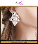 Classy Big Irregular Trendy Fashionable Earring – Accessories Online in Pakistan | Hanaya