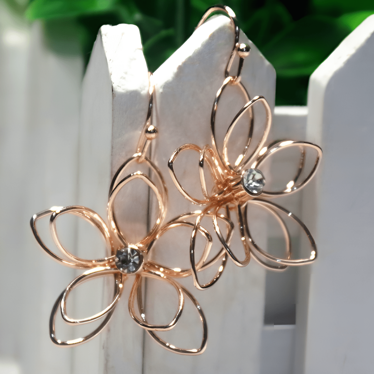 Golden Star Earrings – Trendy & Elegant Jewelry for Women and Girls - Hanaya Store