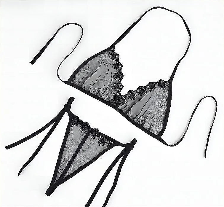 One Size (Fits:30-70 KGS) Premium Sleepwear Bridal Wear Bra Set Lingerie Set Women Underwear Bikini Three-point Set (weight:30-70 KGS) – Lingerie Bra Set Ladies Undergarments Pakistan | Hanaya Store