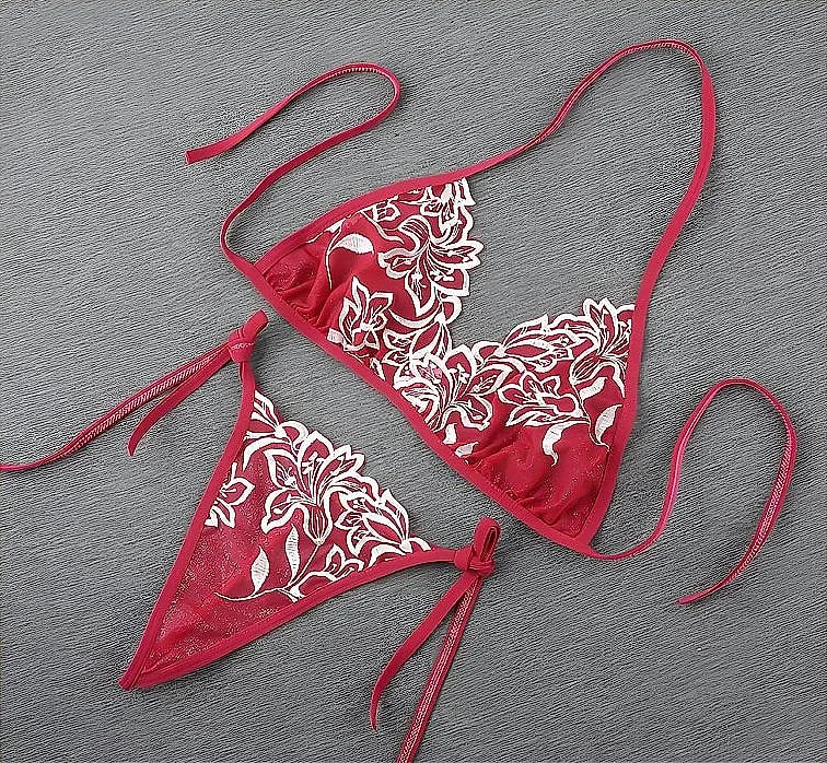 One Size (Fits:30-70 KGS) Premium Sleepwear Bridal Wear Bra Set Lingerie Set Women Underwear Bikini Three-point Set (weight:30-70 KGS) – Lingerie Bra Set Ladies Undergarments Pakistan | Hanaya Store