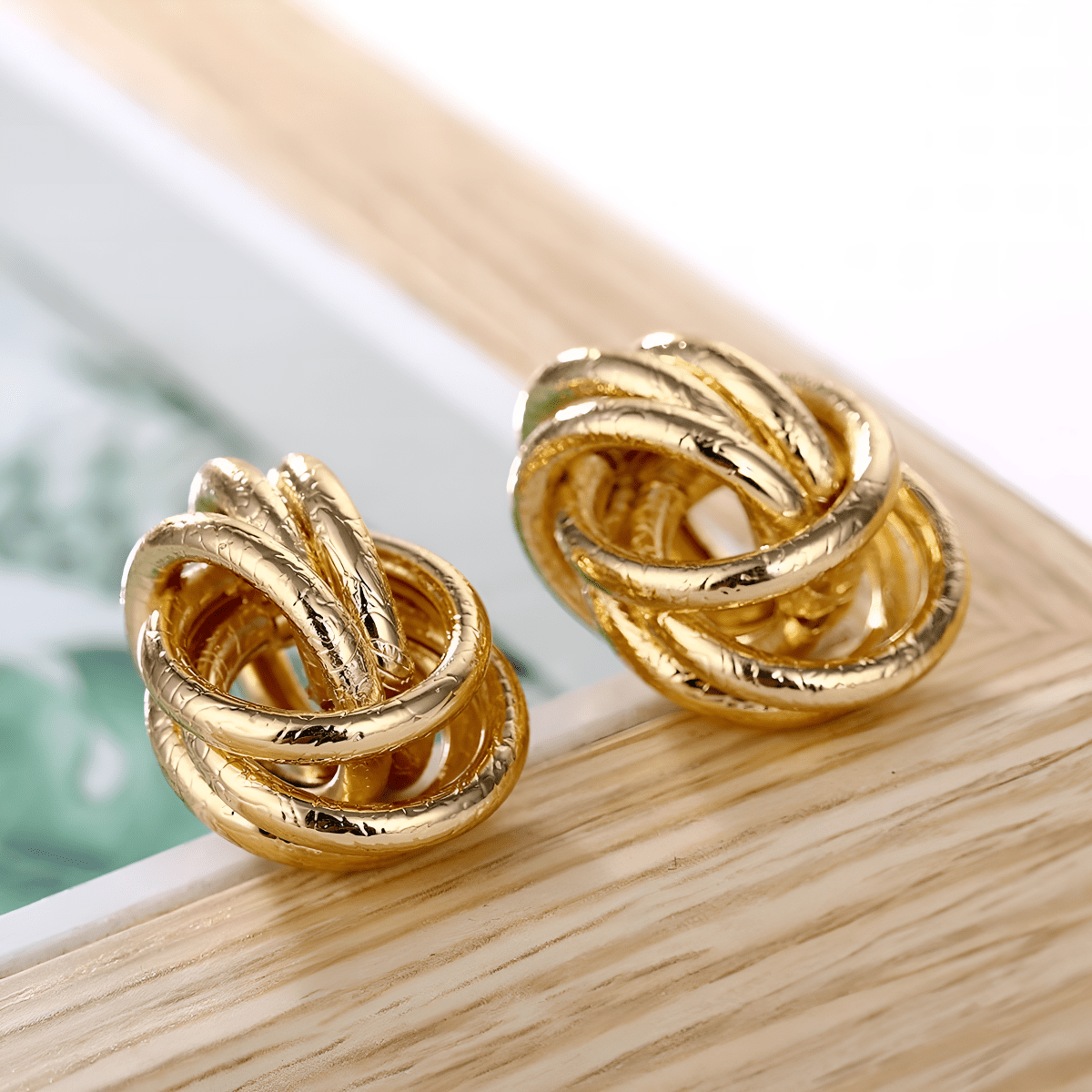Premium Quality 2.5cm Irregular Royal Party Wedding Trendy Earring - Hanaya Store
