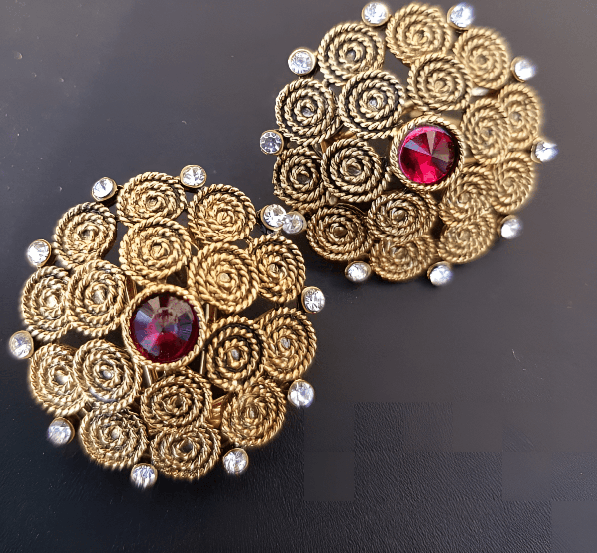 Trendy 1 Inch Flower Unique Shape Fashionable Classy Earring – Close Up – Earrings | Hanaya Pakistan