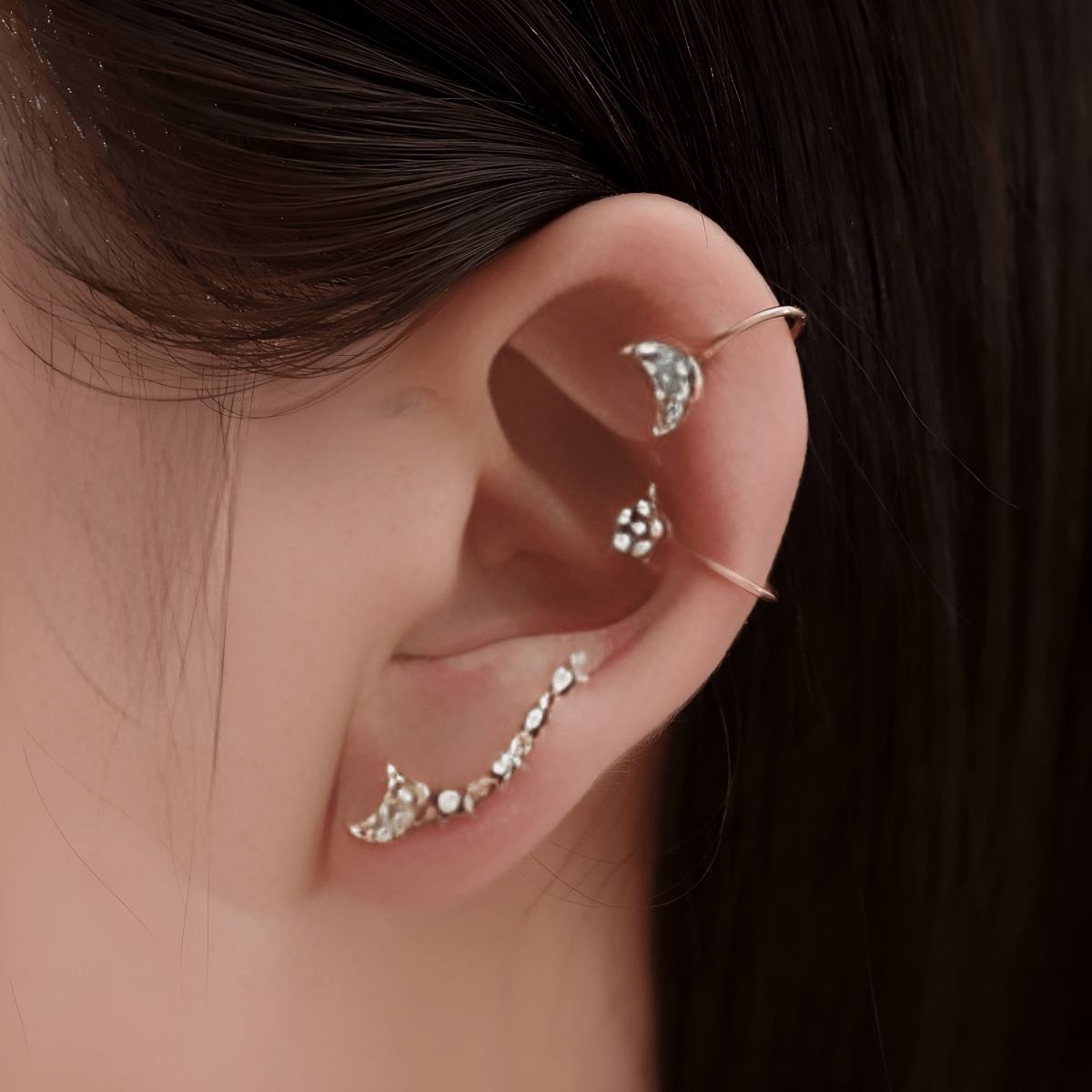 Trendy 4 Pieces Ear Cuff and 2 Pieces Earring Pack Pair for Both Ears - Hanaya Store