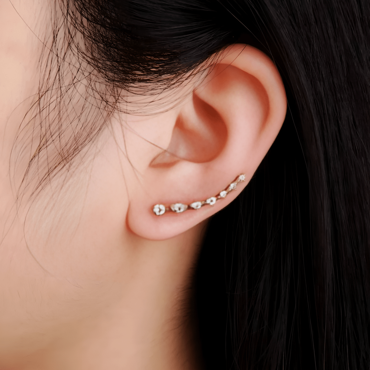 Trendy Fashionable Crystal Classy Stud Earrings - Hanaya Store