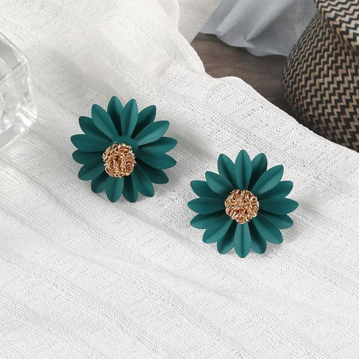 Trendy Traditional Classy Elegant Royal Earrings - Hanaya Store