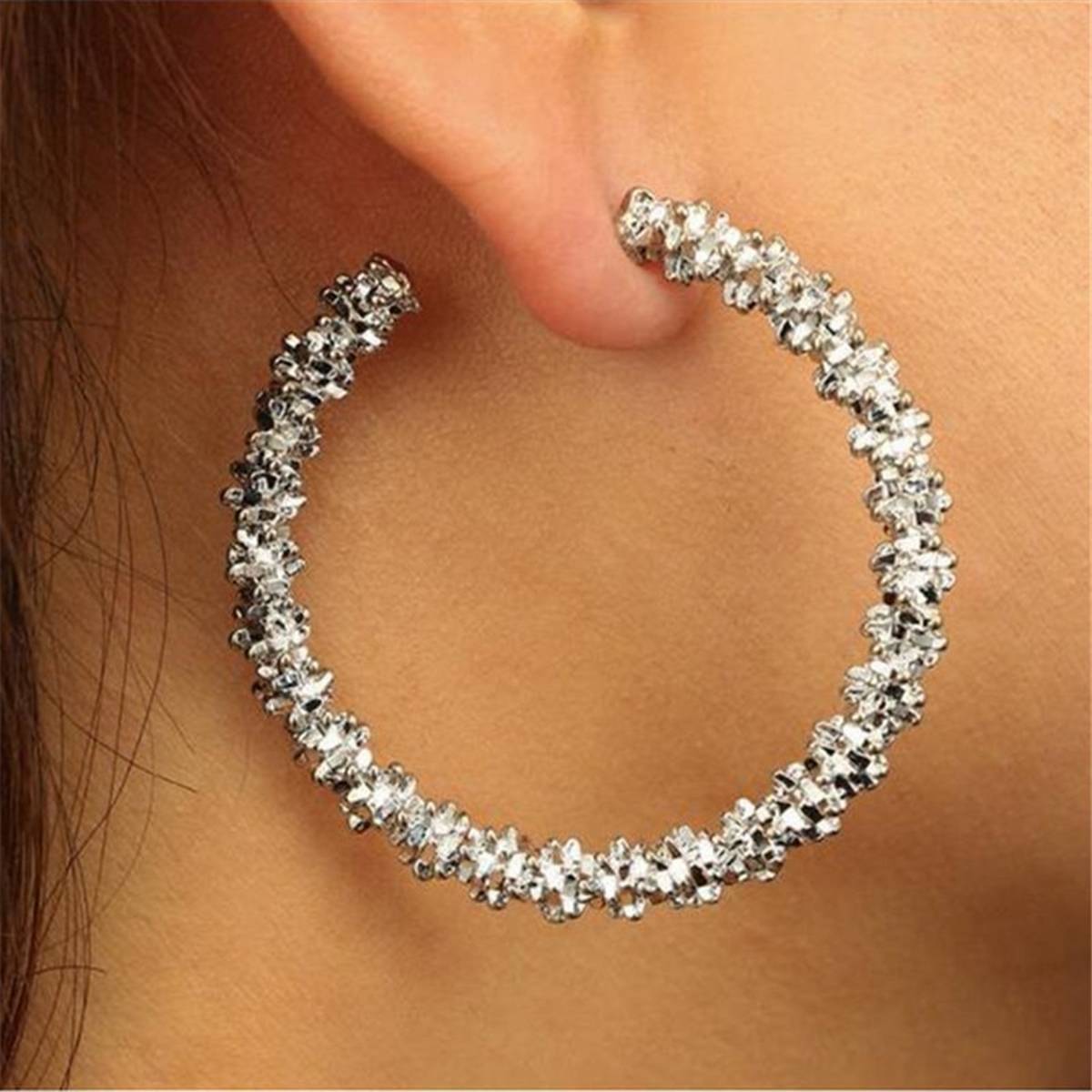 Unique Classy Round Royal Trendy Fashionable Earring - Hanaya Store