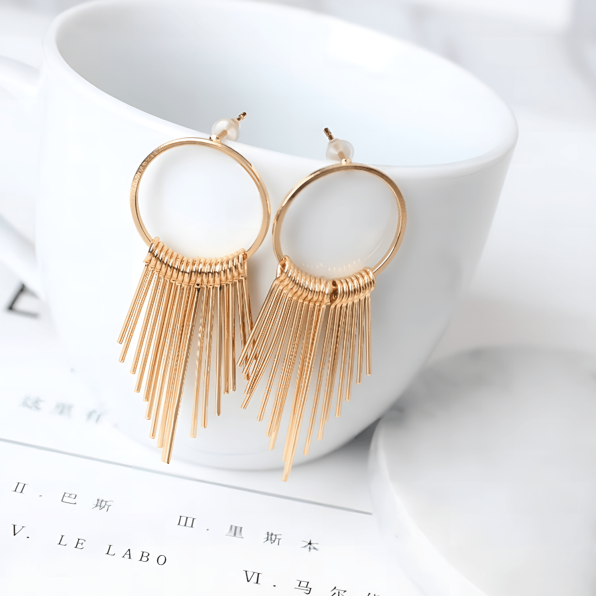 Unique Small 2.4 nch Classy Tassel Trendy Fashionable Earring - Hanaya Store